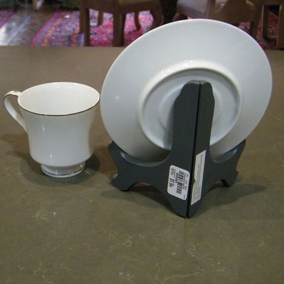 International Fine China ALLURE Footed Tea Coffee Cup and Saucer Set 6036 - Picture 4 of 6